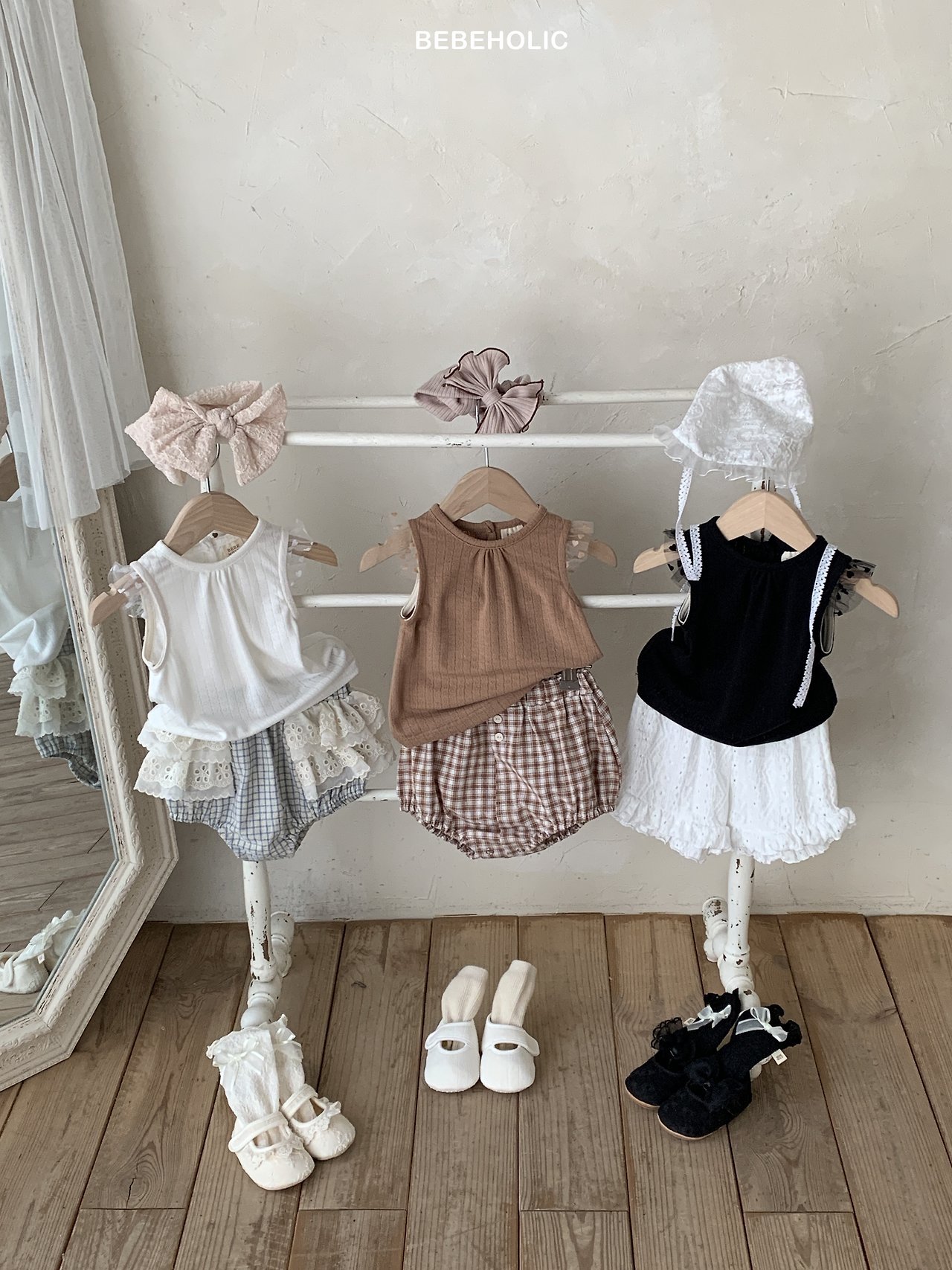 [Bebeholic] Áo thun eyelet Tenia | 테니아일렛티-duoc-ban-tai-Jam Korea